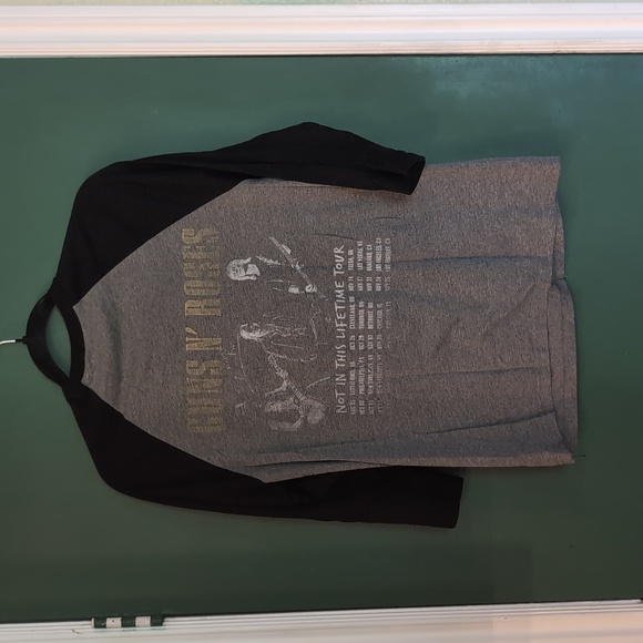 Guns n' Roses Not in This Lifetime tour concert tee size medium - Picture 2 of 5